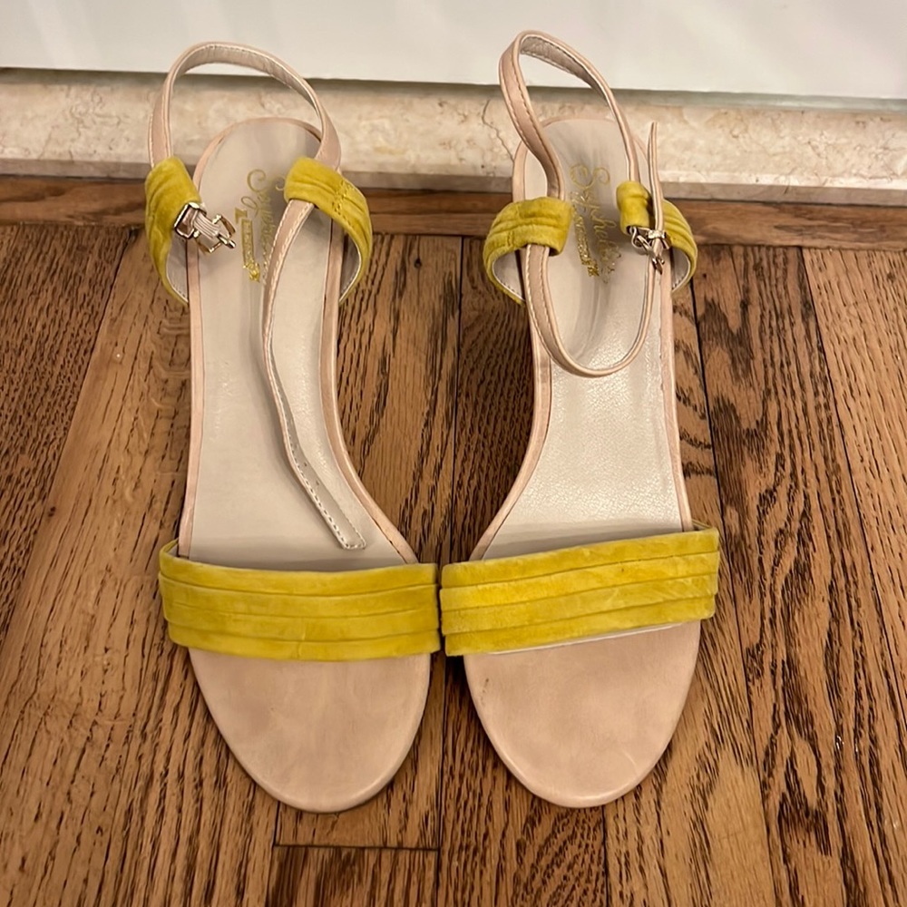 Seychelles mustard suede heel.